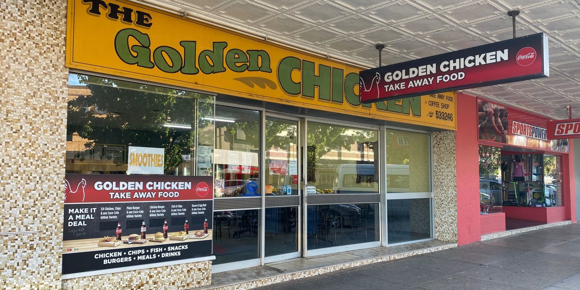 Golden Chicken Photo