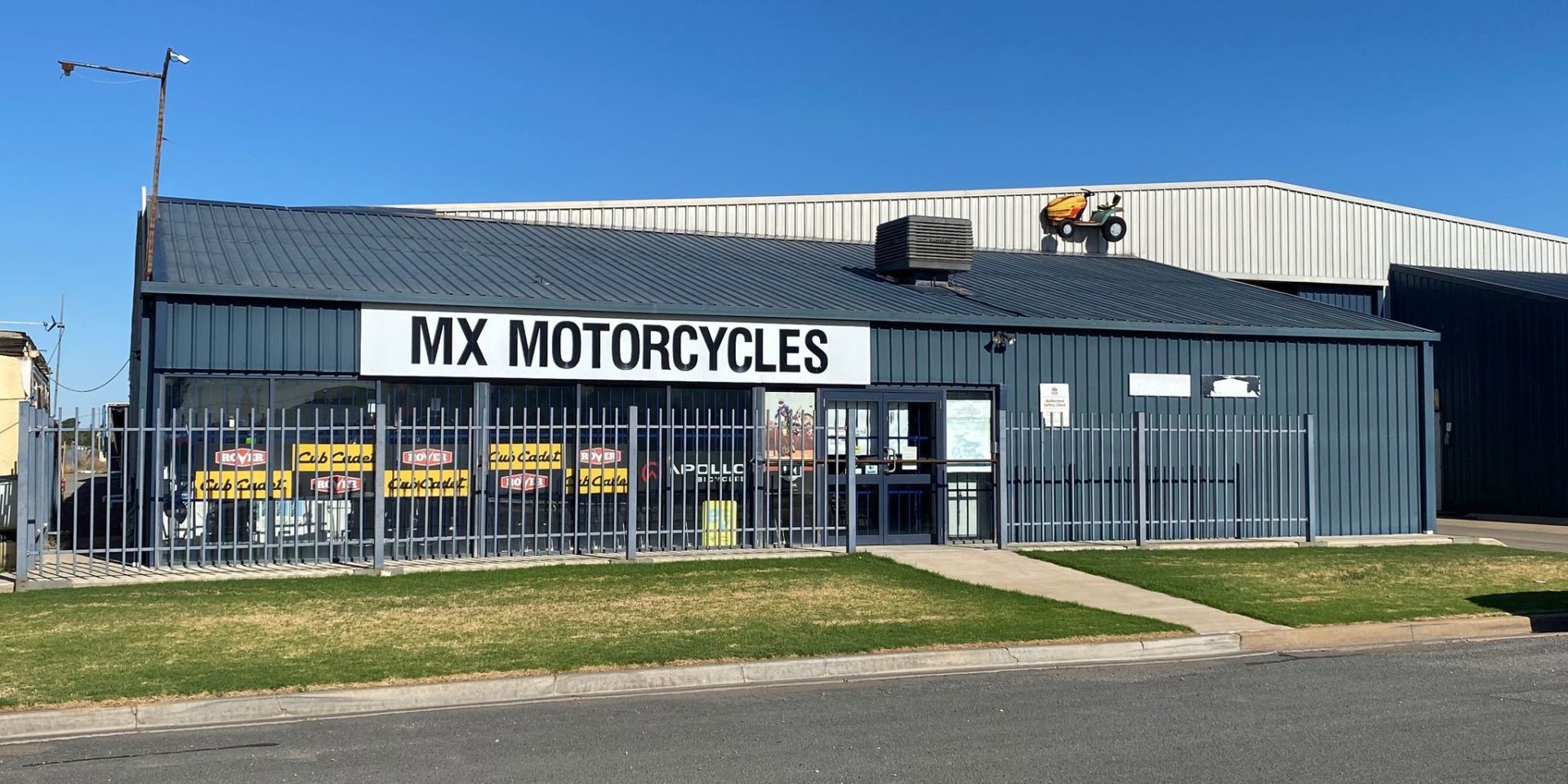 MX Motorcycles Photo